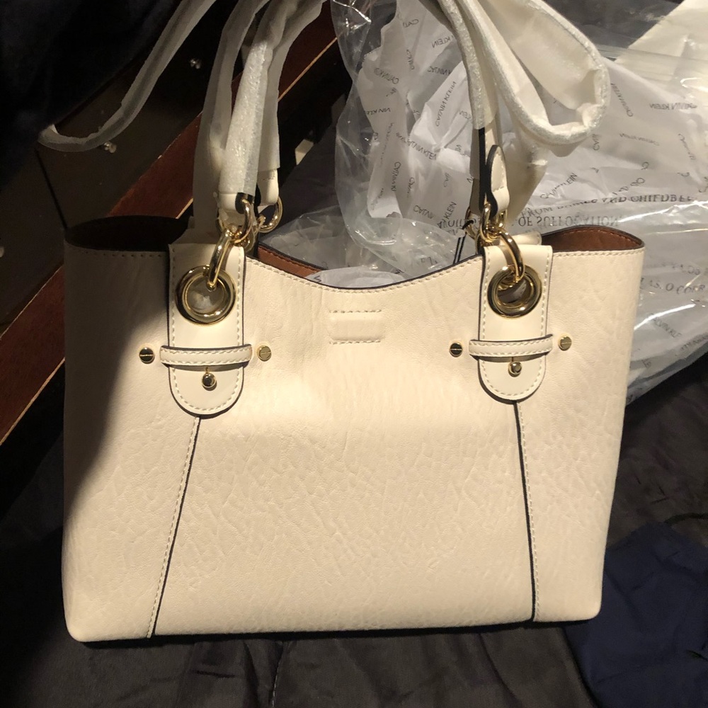 Purse - Picture 3 of 3